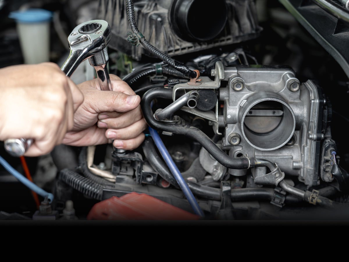 common symptoms of a bad or failing throttle body