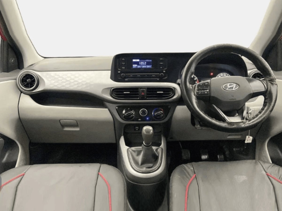 Used Hyundai Grand i10 2021 Interior