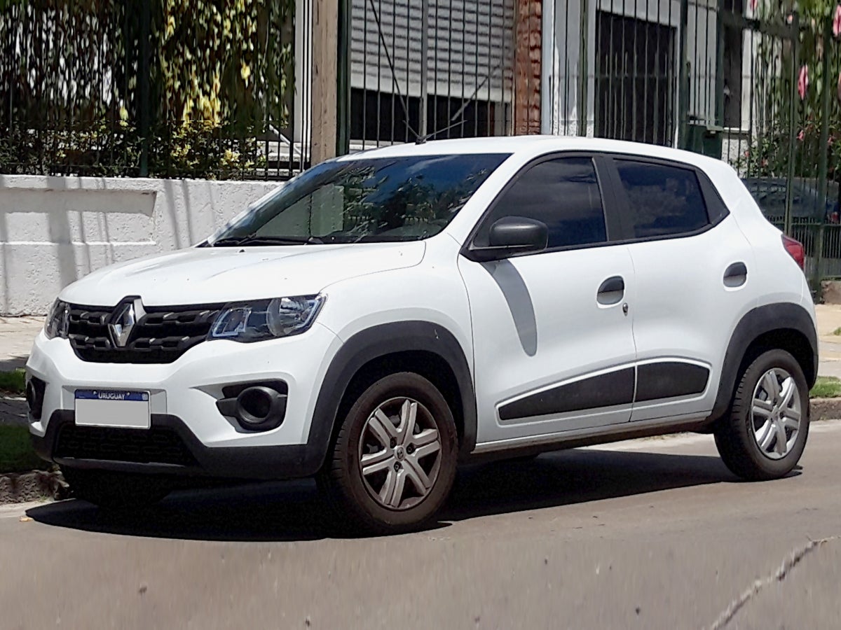 First Generation (2015-2019, BW)