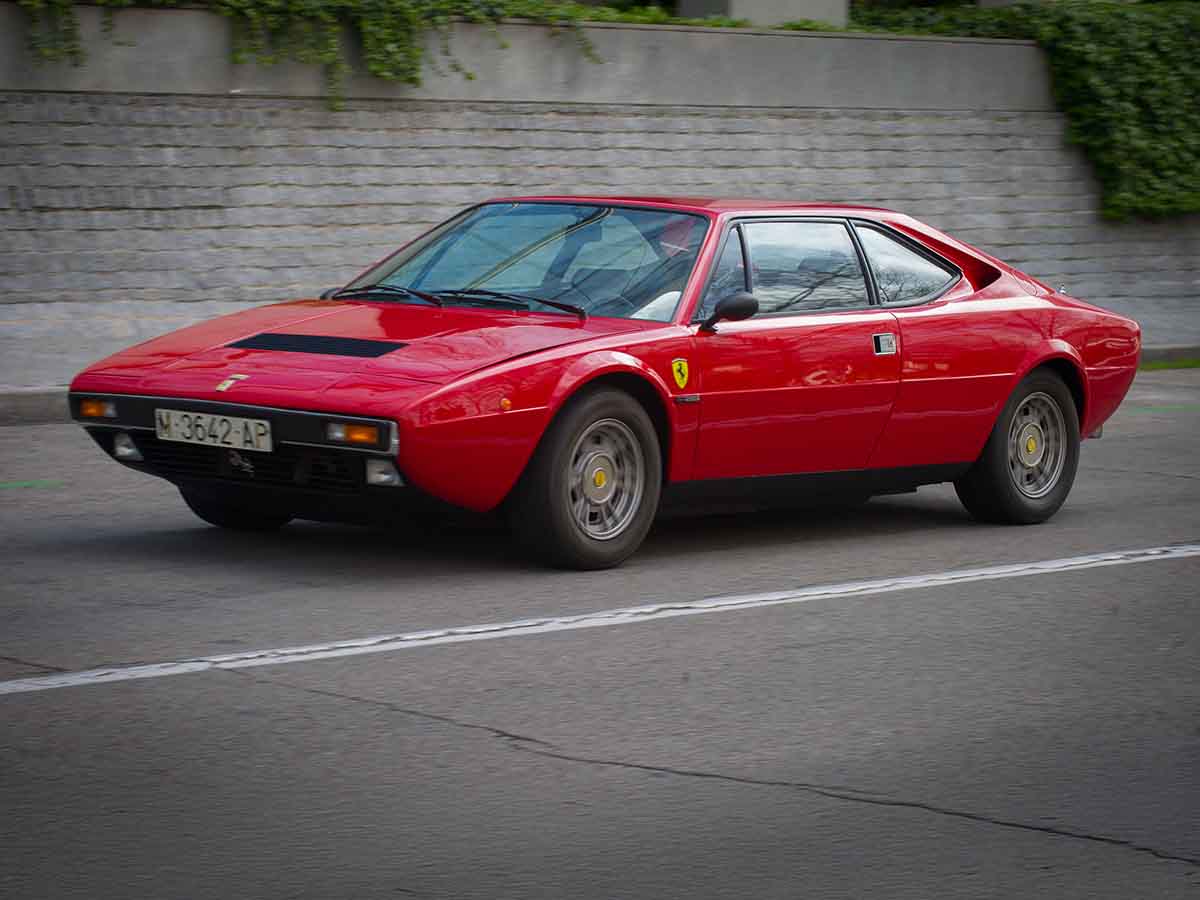 Ferrari Dino 208 GT4