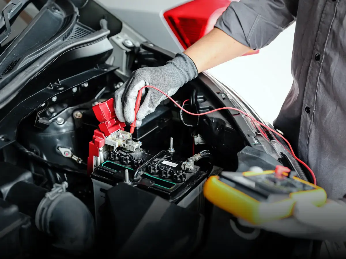 5 Signs of a flawed battery in a new car.webp
