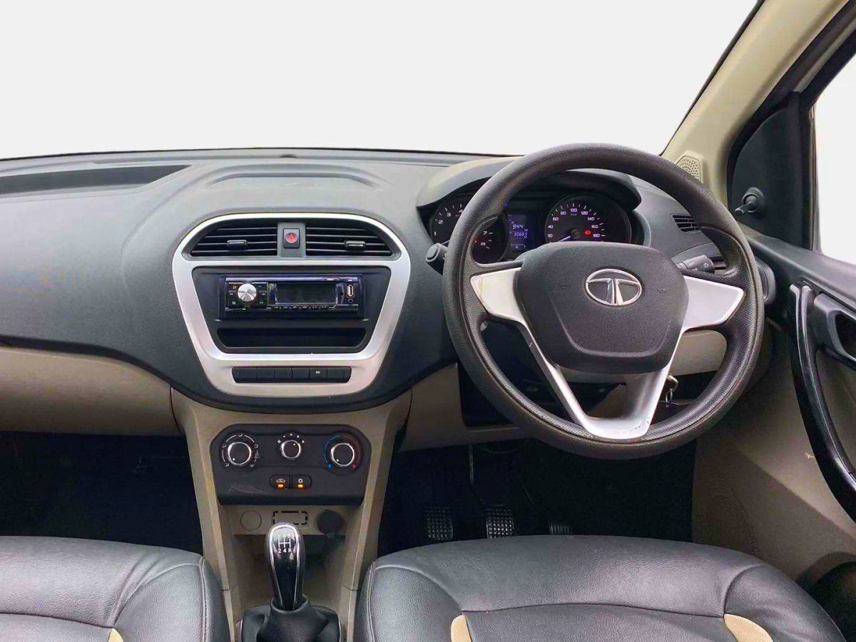  Tata Tiago 2017-2020 Interior