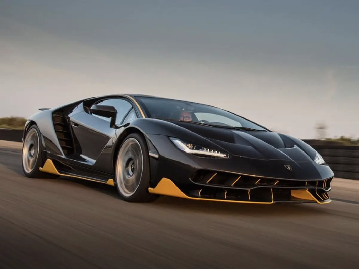 Lamborghini Centenario | Top Speed: 350 kmph