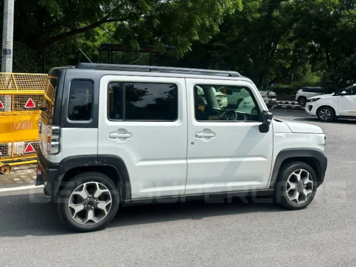 maruti suzuki hustler spied