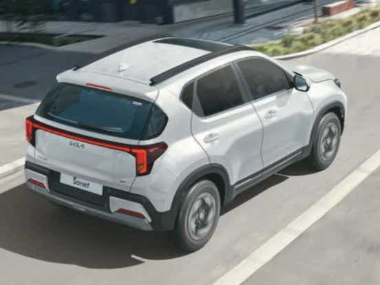 kia sonet rear
