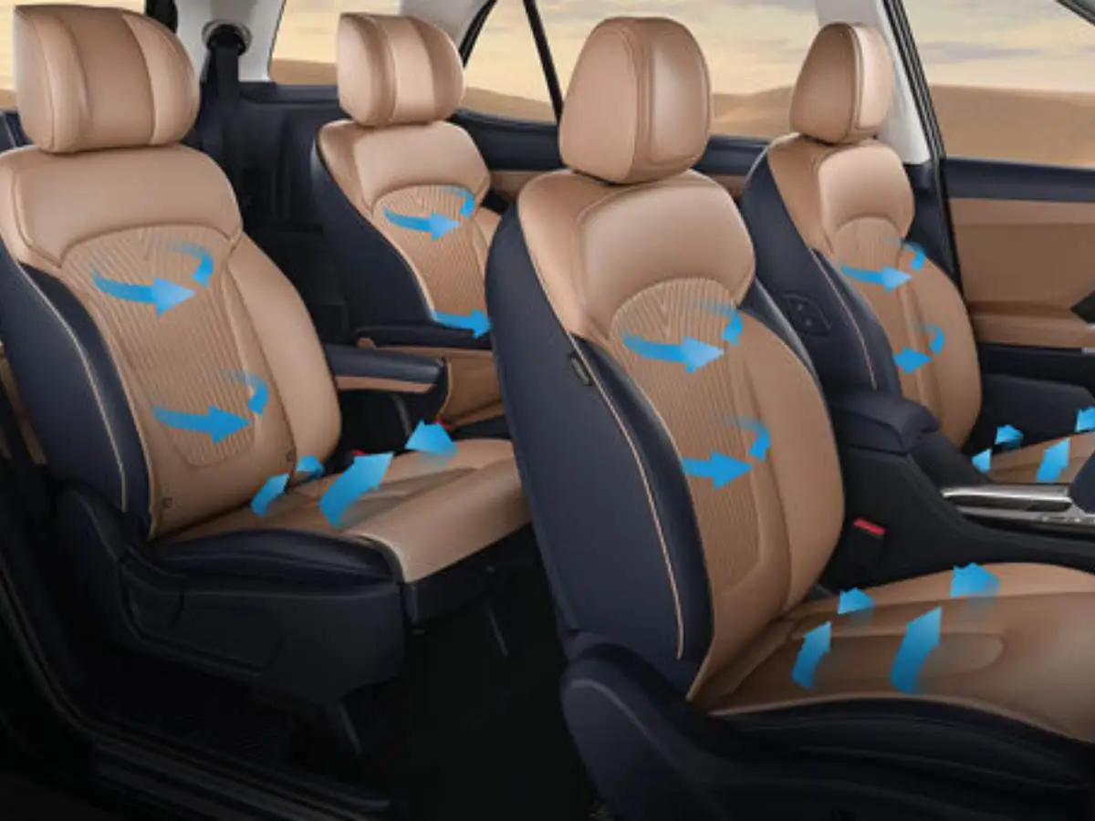 Hyundai Alcazar facelift captain seats