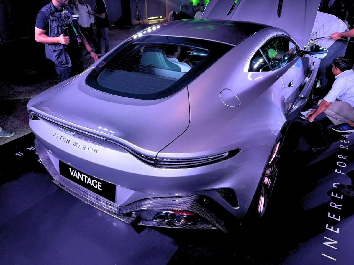 2024 aston martin vantage