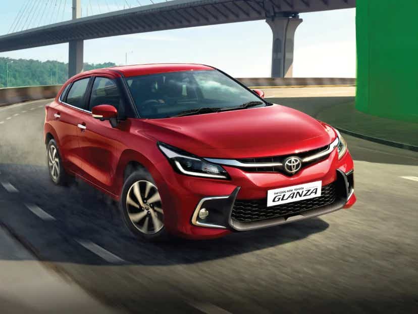 2025 toyota glanza review pros and cons