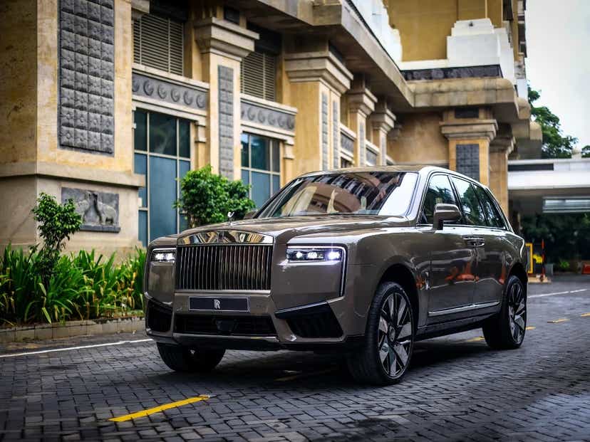 2024 rolls royce cullinan series 2 exterior design
