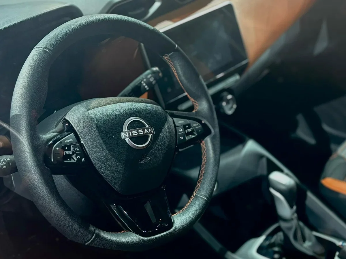 2024 nissan magnite facelift interior features