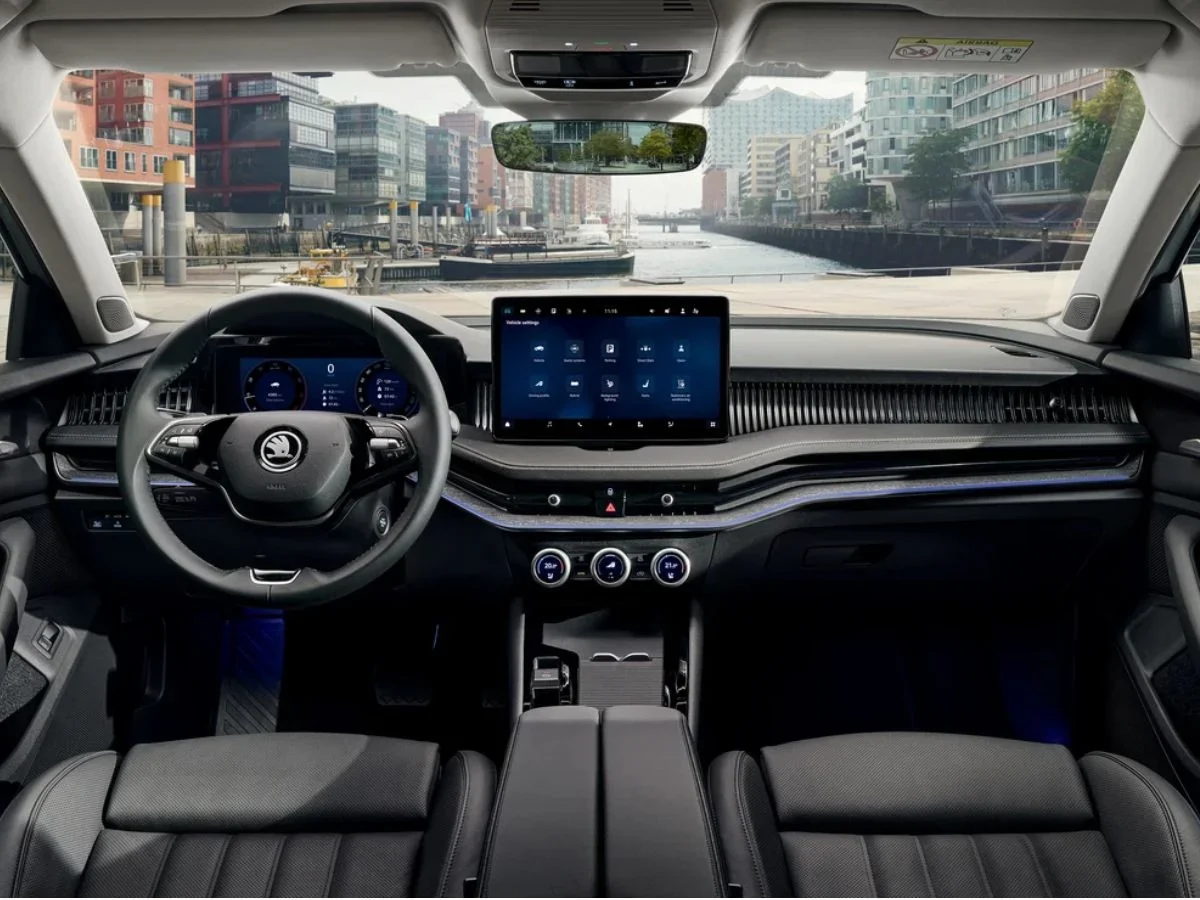 new 2025 skoda superb interior dashboard features