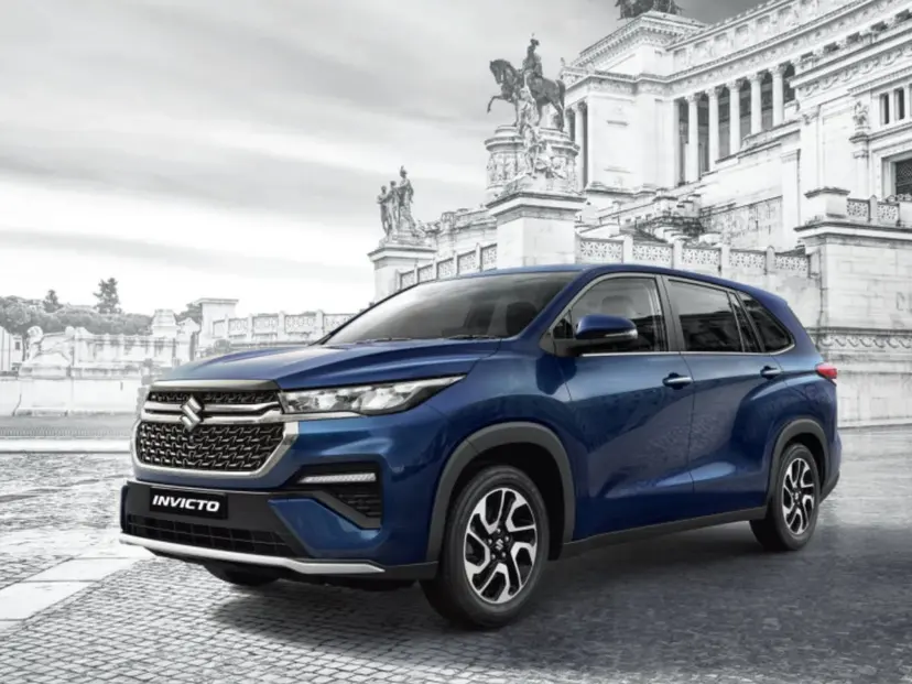 2024 maruti suzuki invicto front nexa blue