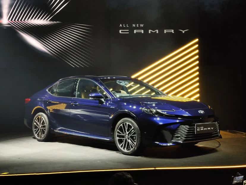 new 2025 toyota camry india design front