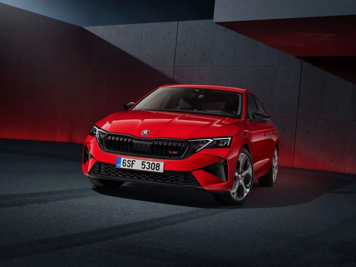 2025 skoda octavia rs vrs india launch red 