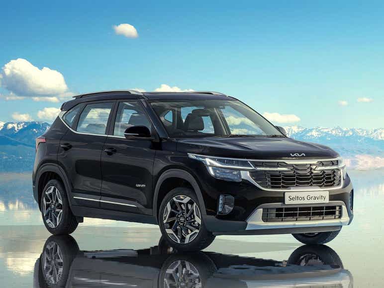 2025 kia seltos gravity edition black suv design