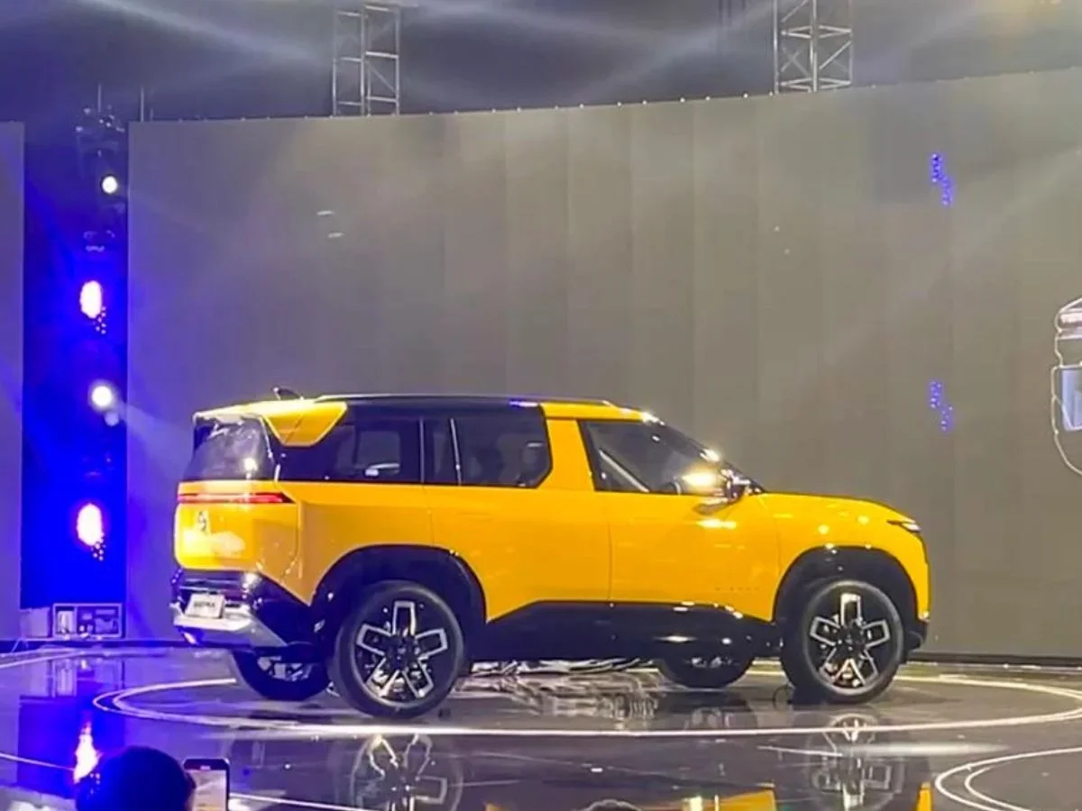 upcoming 2025 tata sierra design rear india auto expo
