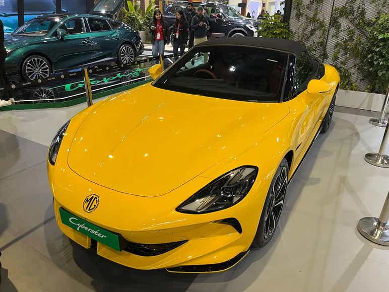 upcoming 2025 mg cyberster india auto expo