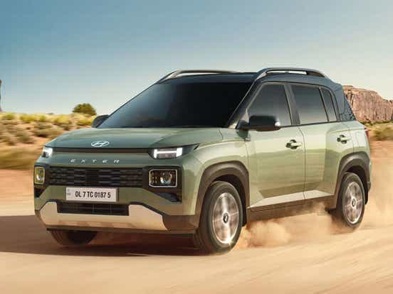 2025 hyundai exter design front green pros cons review