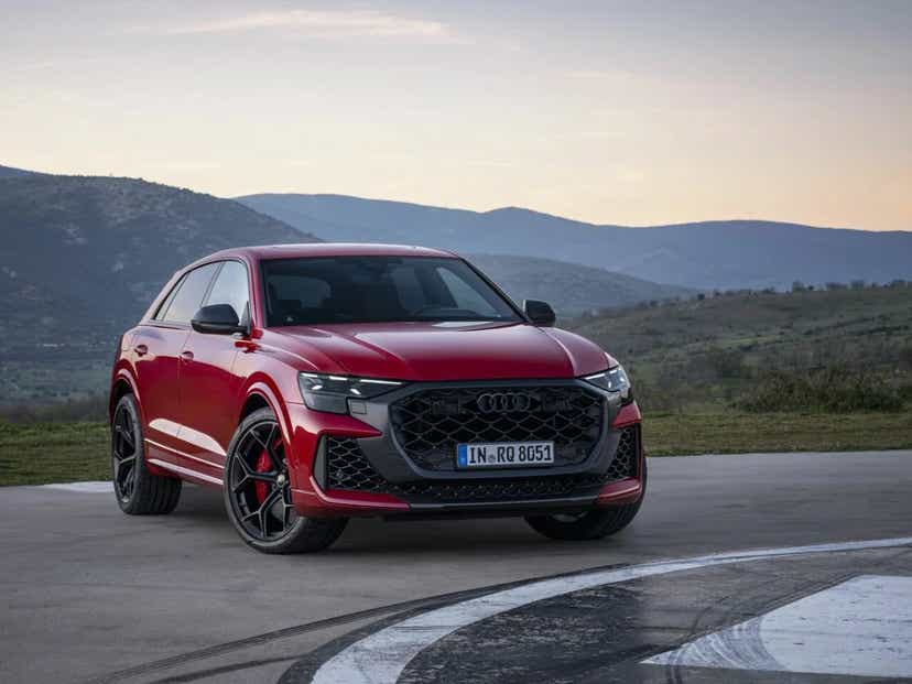 2025 audi rs q8 performance india launch price bookings