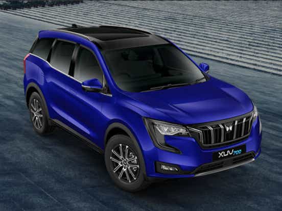 2025 mahindra xuv700 review pros cons review blue design