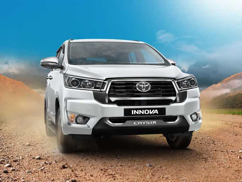 toyota innova crysta