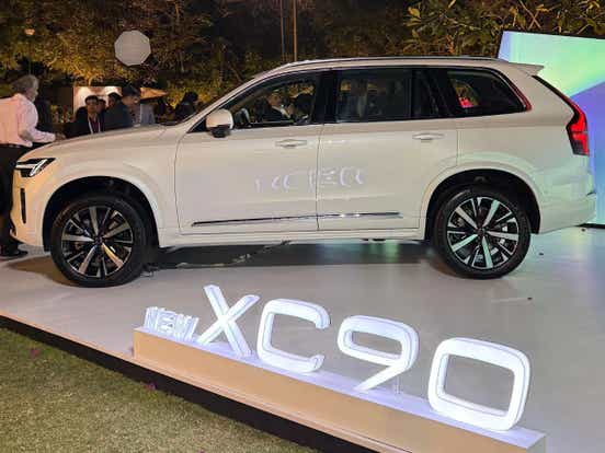new 2025 volvo xc90 facelift suv price in india launch amit