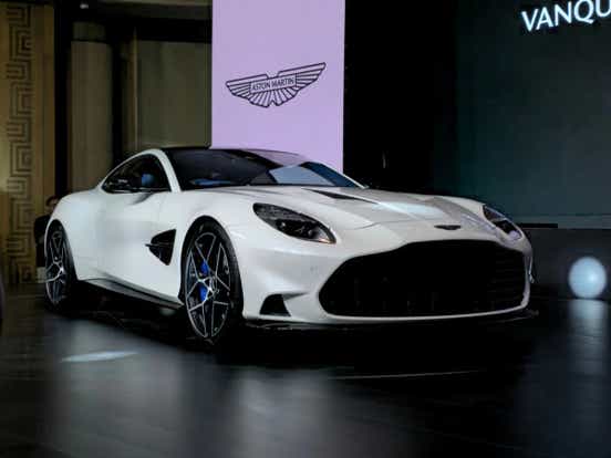 2025 aston martin vanquish launched in india price aryan