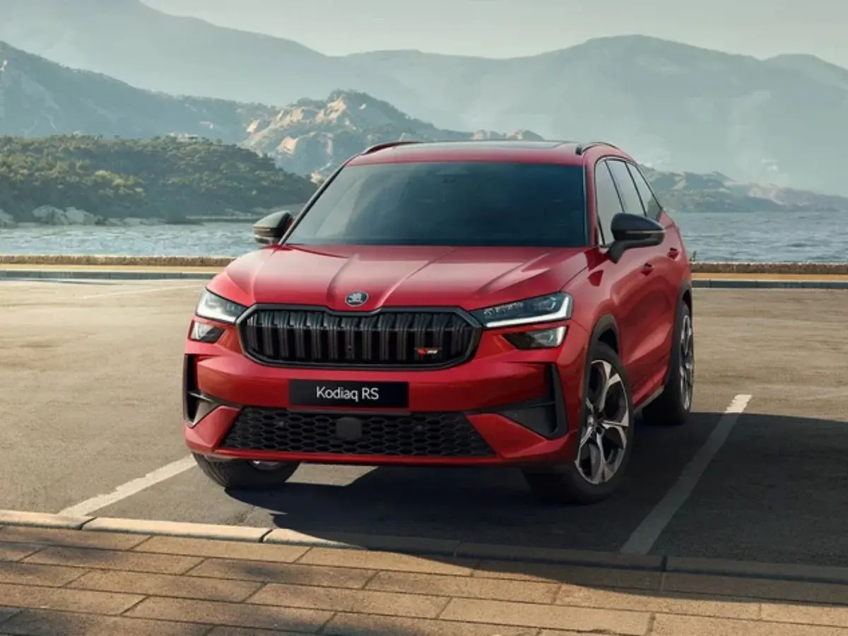 2025 skoda kodiaq rs performance suv flagship red black