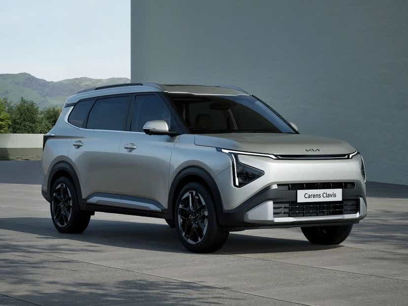 2025 kia carens clavis variants explained front design mpv