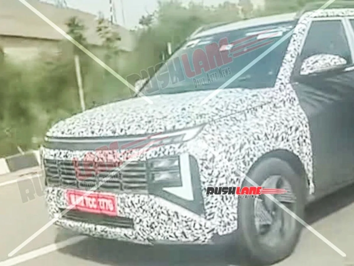 Next-gen Hyundai Venue spotted
