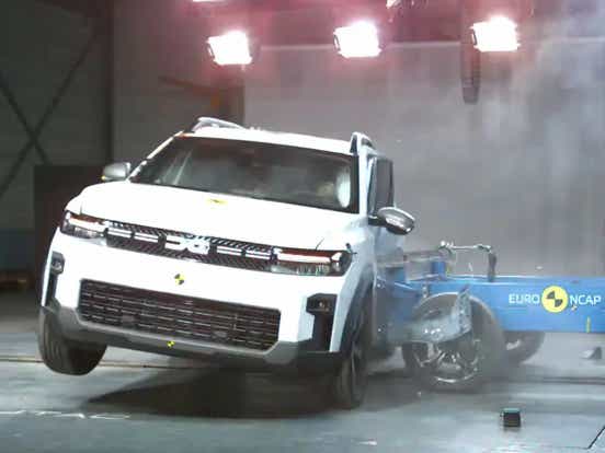 upcoming renault duster 7 seater safety rating crash test euro ncap