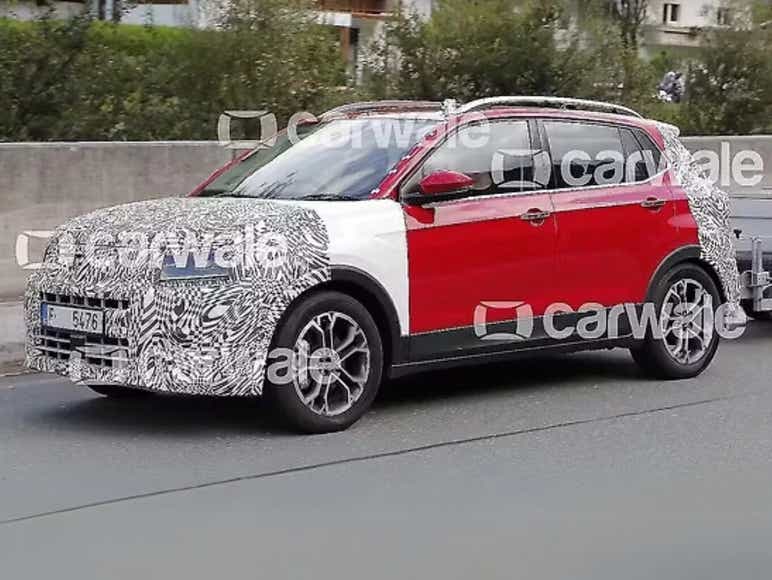 2025 Skoda Kushaq facelift spotted on test