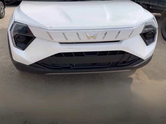 Mahindra XUV 3XO RevX edition launch soon