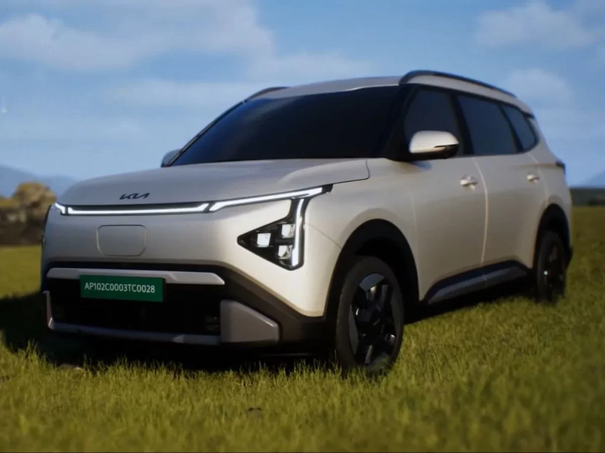 2025 kia carens clavis ev price in india
