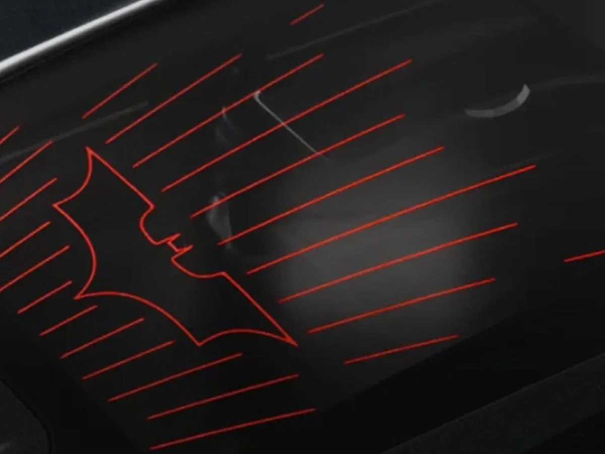 2025 mahindra be 6 batman edition illuminated glass roof