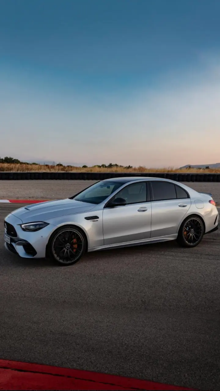 2024 Mercedes-AMG C63 S E Performance