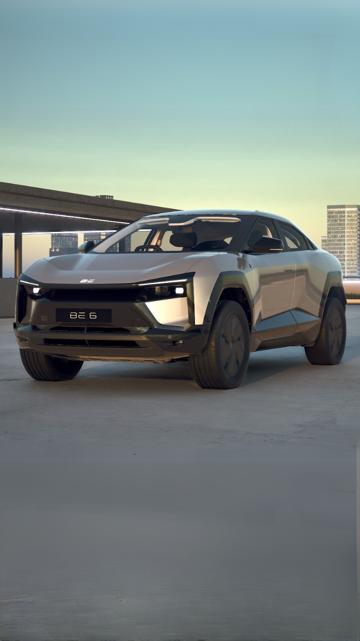 Mahindra BE 6 base variant front side 