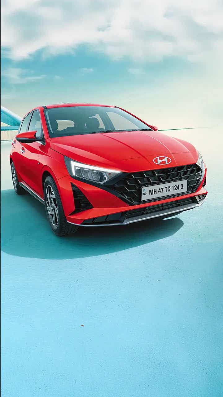 2025 Hyundai i20 red colour