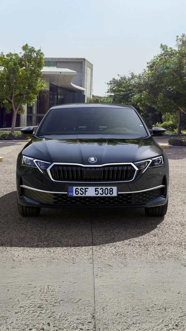 2025 skoda octavia front profile