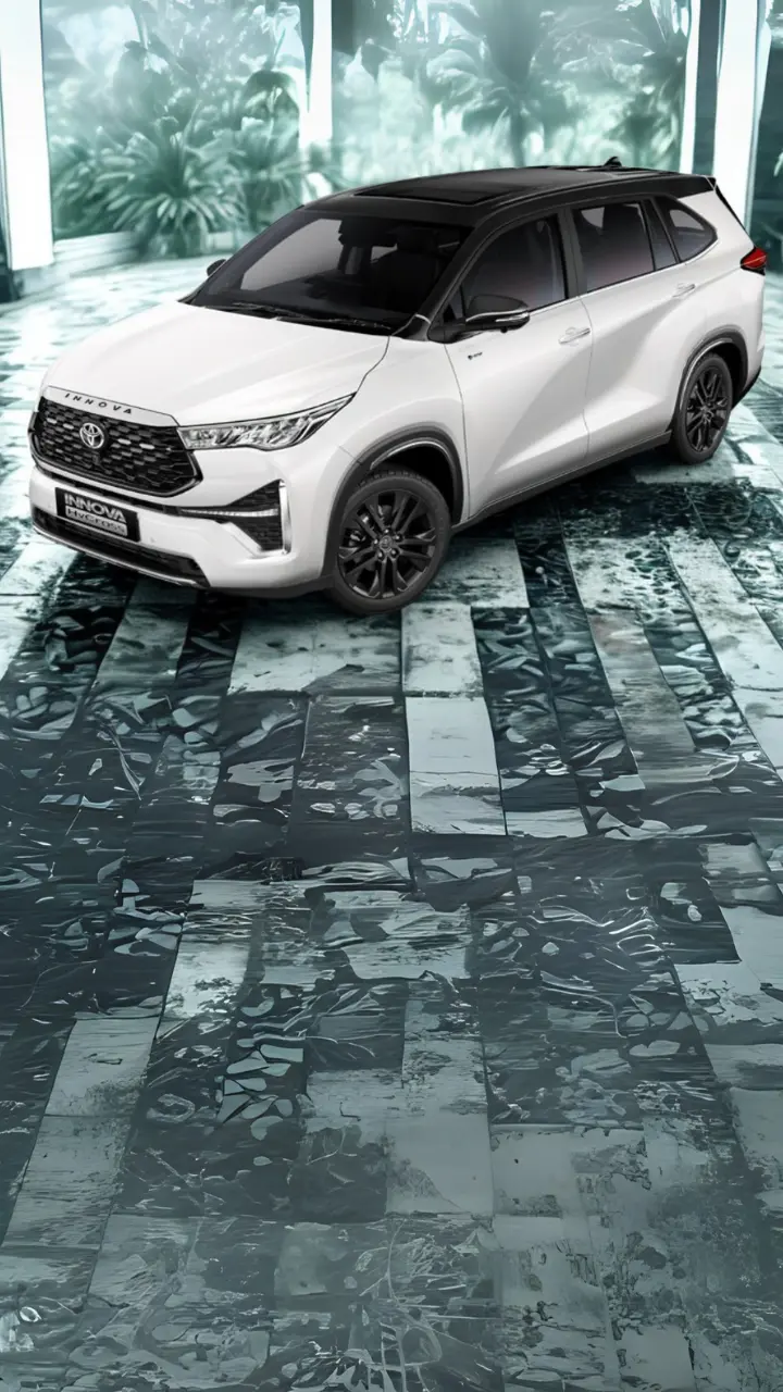 Toyota Innova Hycross Exclusive Edition