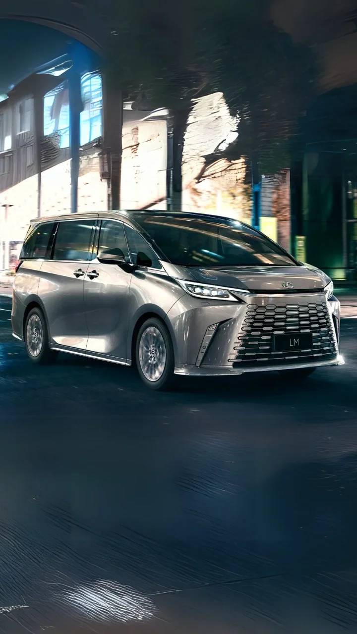 2025 Lexus LM 350h bookings open