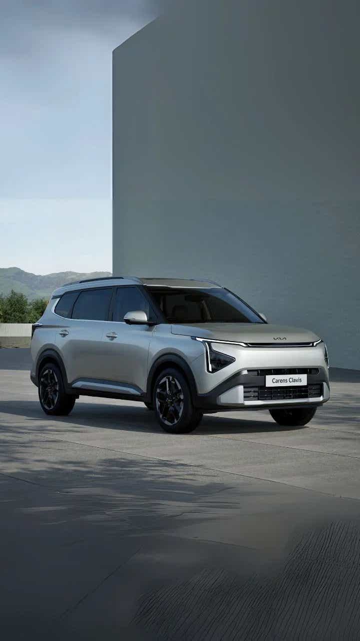 upcoming kia carens clavis design changes exterior mpv