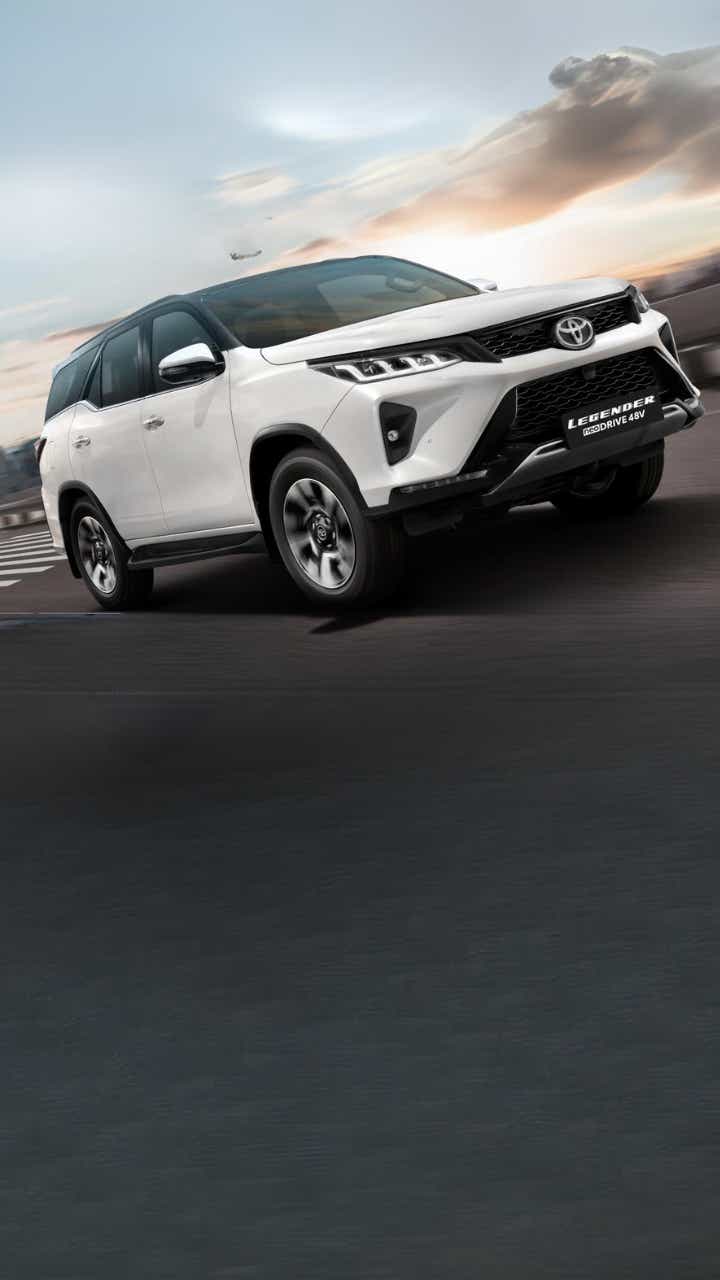 Toyota Fortunr Legender hybrid launched