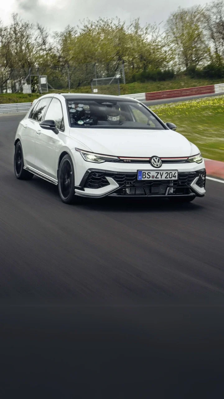 Volkswagen Golf GTI Edition 50