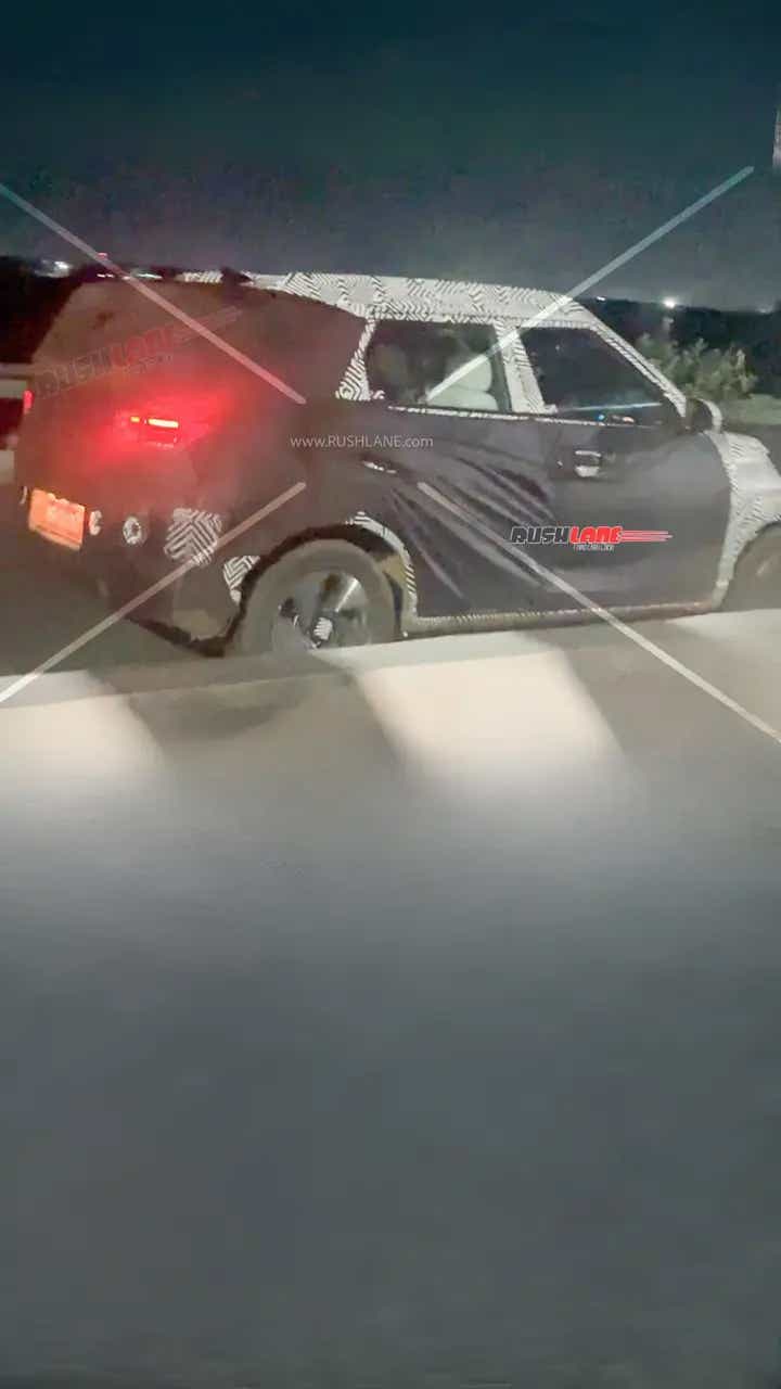 Nexr-gen Hyubndai Venue spied