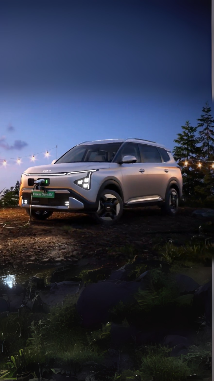 Kia Carens Clavis EV unofficial bookings open