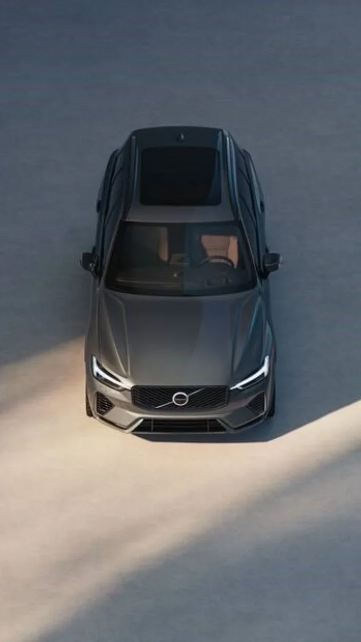 new 2025 volvo xc60 facelift top view