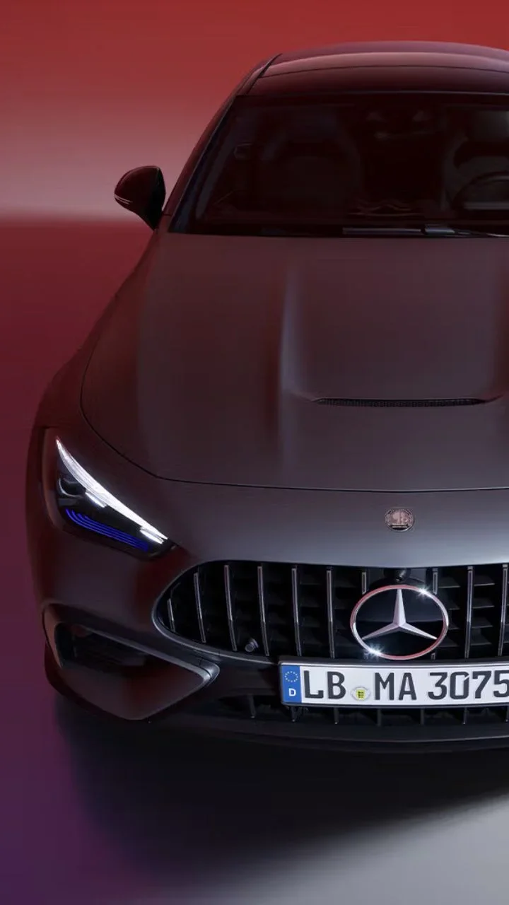 2025 mercedes amg cle 53 coupe front