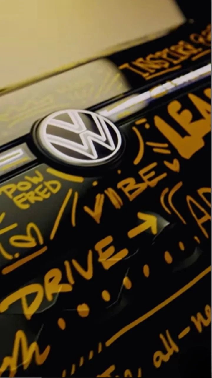 2025 volkswagen t roc logo 