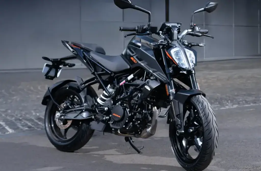 New KTM 200 Duke Launched in India at ₹2.07 Lakh